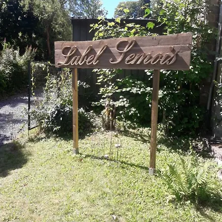 Label Semois Gite Parking Prive Casa de Férias Bouillon