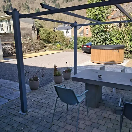 Label Semois Gite Parking Prive *