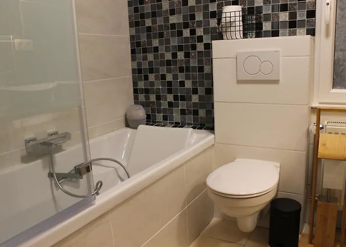 Label Semois Rural Bain Nordique Parking Prive בית נופש בוילון