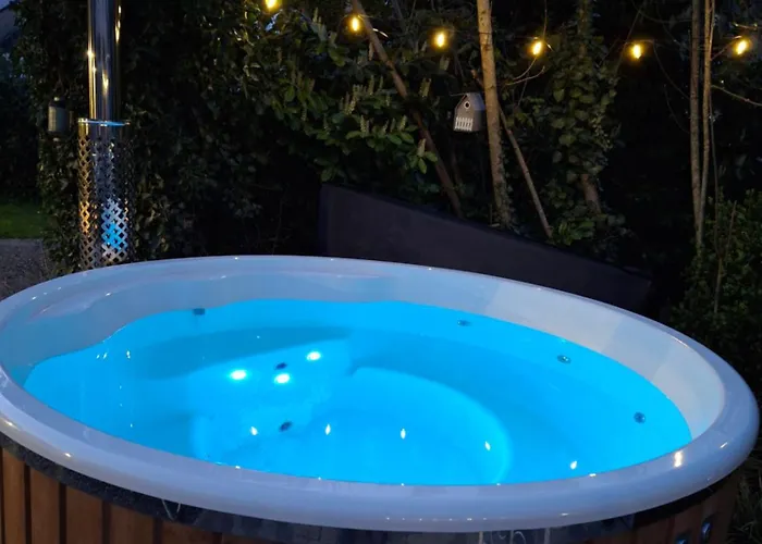 Label Semois Rural Bain Nordique Parking Prive בית נופש